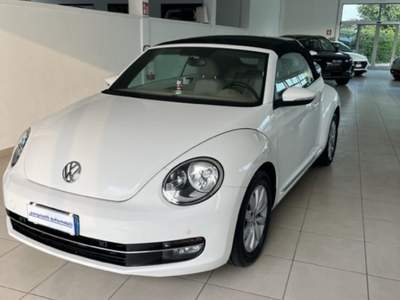 Volkswagen Maggiolino Cabrio 1.2 TSI Design Bianco usata Cormons