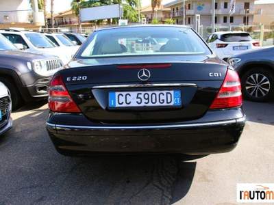 Mercedes-Benz Classe E 220 cdi Elegance Nero usata Aci Catena