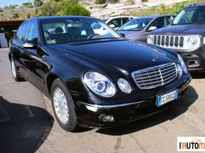 Mercedes-Benz Classe E 220 cdi Elegance Nero usata Aci Catena