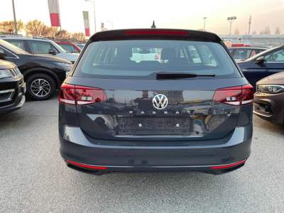 Volkswagen Passat 2.0 TDI DSG Business BlueMotion Tech. Grigio usata Torino
