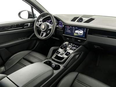 Porsche Cayenne 3.0 V6 E-Hybrid Grigio usata Milano