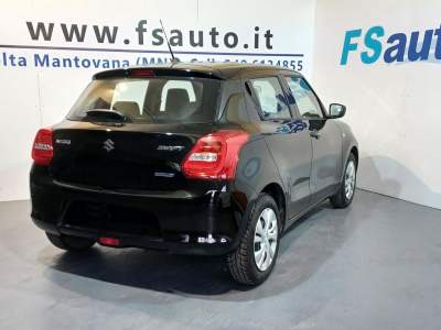 Suzuki Swift 1.2 Hybrid Cool Nero usata Volta Mantovana