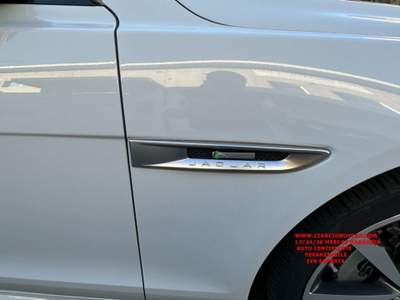 Jaguar XF Sportbrake 2.0 D 180 CV 4 AWD aut. R-SPORT Bianco usata Concesio