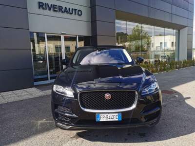 Jaguar F-Pace 2.0 D 240 CV AWD aut. Prestige Nero usata Scarperia e San Piero