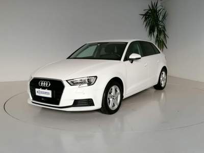 Audi A3 SPB 30 g-tron S tronic Business ACC XENON Bianco usata Occhiobello