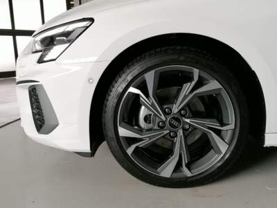 Audi A3 SPB 35 TDI S tronic S line edition LED MATRIX Bianco usata Occhiobello