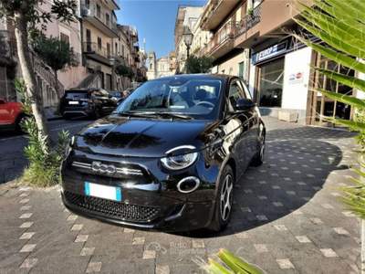 Fiat 500 PASSION 42Kwh 118CV Nero usata Zafferana Etnea