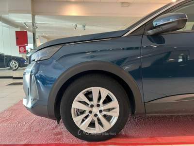 Peugeot 3008 1.5 bluehdi Active STUPENDA*TELECAMERA POSTERIORE Blu/Azzurro usata CONEGLIANO