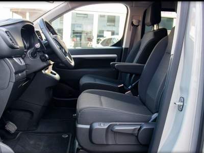 Opel Zafira Life 2.0 Diesel 180CV aut. Start&Stop Edition M Beige usata Castelnuovo Rangone