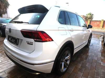Volkswagen Tiguan 2.0tdi 4MOTION Advanced R-Line Bianco usata Marsala