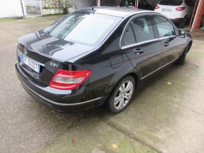 Mercedes-Benz Classe C CDI Eleg. Nero usata MAGENTA
