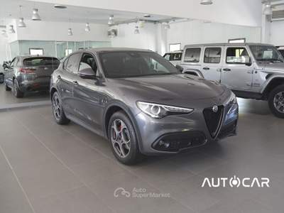 Alfa Romeo Stelvio Stelvio 2.2T.diesel 190CV AT8 RWD Sprint Grigio usata Carsoli