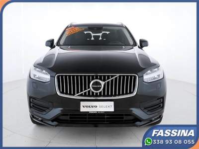 Volvo XC90 B5 (d) AWD Geartronic 7 posti Momentum Pro Nero usata Milano