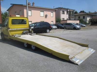 Renault Master T35 2.8 dCi 16V Carroattrezzi Comear PF-1500 E-5 Giallo usata PANDINO