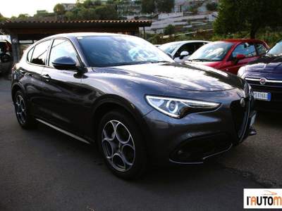 Alfa Romeo Stelvio  2.2 t Business rwd 160cv auto Grigio usata Aci Catena