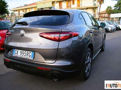 Alfa Romeo Stelvio  2.2 t Business rwd 160cv auto Grigio usata Aci Catena