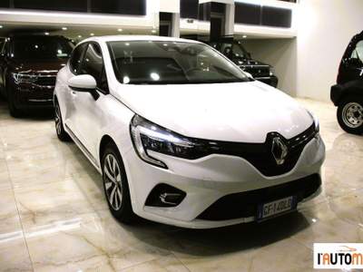Renault Clio  1.6 hybrid Business E-Tech 140cv auto Bianco usata Aci Catena