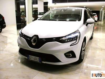 Renault Clio  1.6 hybrid Business E-Tech 140cv auto Bianco usata Aci Catena