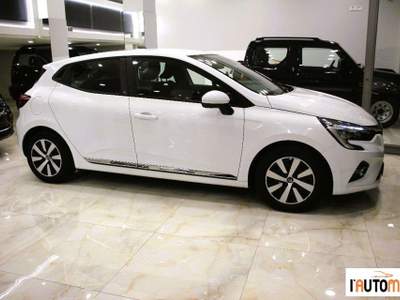 Renault Clio  1.6 hybrid Business E-Tech 140cv auto Bianco usata Aci Catena