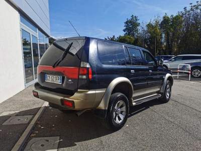 Mitsubishi Pajero Sport 2.5 TDI Instyle Nero usata Scarperia e San Piero