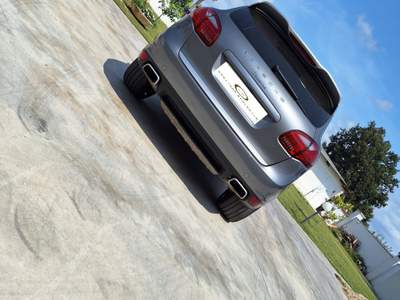 Porsche Cayenne GARANZIA 12 MESI SU MOTORE,CAMBIO E IMPIANTO ELETTRICO Grigio usata Latina