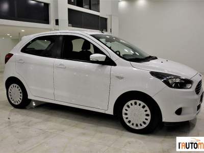 Ford Ka  + 1.2 70cv Bianco usata Aci Catena