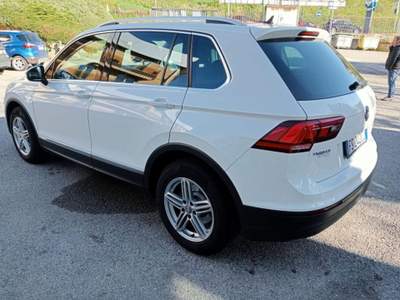 Volkswagen Tiguan  2.0 TDI DSG 4MOTION Business BMT Bianco usata Eupilio