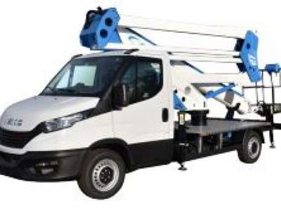 Iveco Daily 35S14 PIATTAFORMA AEREA SOCAGE 27 M.INDUSTRIA 4.0 Bianco usata COMACCHIO