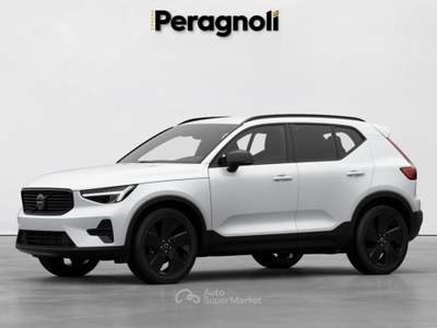 Volvo XC40 B3 PLUS DARK AUTOMATICA Bianco usata Firenze