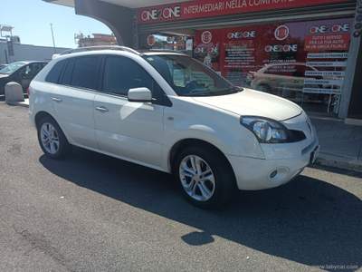 Renault Koleos Koleos Blue dCi 150 CV X-Tronic Exec. AUTO IN BUONE CONDIZIONI GENERALI NONOSTANTI KM         Bianco usata Roma