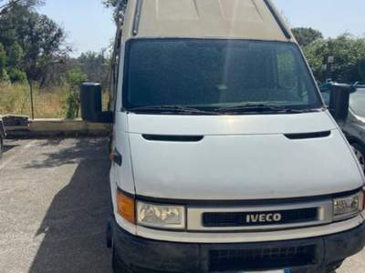 Iveco Daily 35 C 11 FURGONE GRANVOLUME PASSO LUNGO GEMELLARE Bianco usata Roma