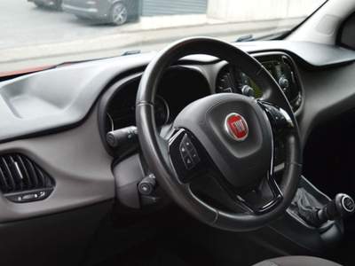 Fiat Doblò 1.4 T-Jet 16V Lounge Rosso usata Castelnuovo Rangone
