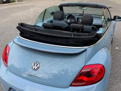 Volkswagen New Beetle 1.6 TDI VINTAGE EDITION Blu/Azzurro usata Roma