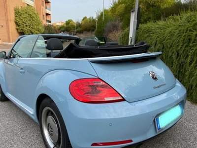 Volkswagen New Beetle 1.6 TDI VINTAGE EDITION Blu/Azzurro usata Roma