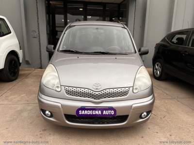 Toyota Yaris Yaris Verso 1.4 Tdi D-4D Sol                                                         Grigio usata Sassari