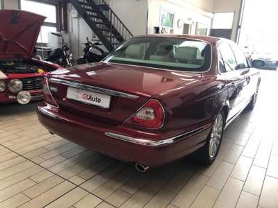 Jaguar XJ 4.2 V8 cat Executive Lilla usata Cassina de' Pecchi