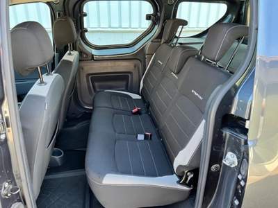 Dacia Dokker 1.6 8V 100CV  Stepway Grigio usata Castelnuovo Rangone
