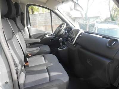 Renault Trafic T27 2.0 dCi 145CV Life Grigio usata Castelnuovo Rangone