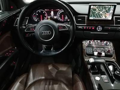 Audi A8 Condizioni eccellenti sempre box non fumatore usata San Cesareo