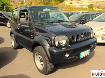 Suzuki Jimny  1.5 ddis 4wd Nero usata Aci Catena