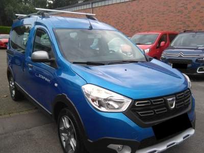 Dacia Dokker Stepway 1.6 8V 100CV Blu/Azzurro usata Castelnuovo Rangone