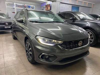 Fiat Tipo SW LOUNGE PREMIUM 1.6 MJT 120CV MY18 - VARI COLOR Bianco usata Melito di Napoli