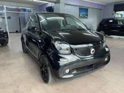 Smart ForFour PASSION EDITION 1.0 BENZ 70CV-APRI FOTO VARI COLO Nero usata Melito di Napoli