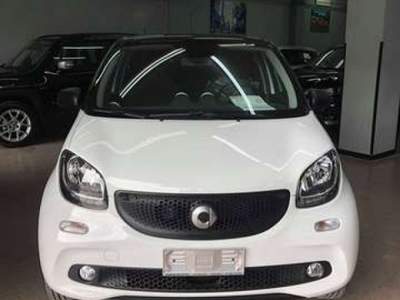Smart ForFour PASSION EDITION 1.0 BENZ 70CV-APRI FOTO VARI COLO Bianco usata Melito di Napoli