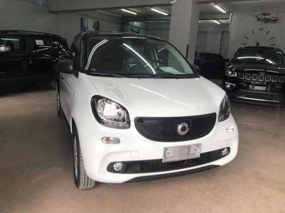 Smart ForFour PASSION EDITION 1.0 BENZ 70CV-APRI FOTO VARI COLO Bianco usata Melito di Napoli