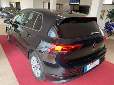 Volkswagen Golf 2.0 TDI DSG SCR Life Nero usata Ponte di Piave