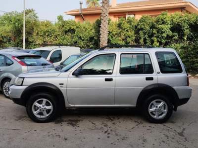 Land Rover Freelander 2.0 Td4 16V S.W. SE Grigio usata Modica