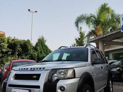 Land Rover Freelander 2.0 Td4 16V S.W. SE Grigio usata Modica