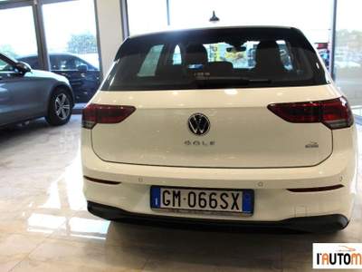 Volkswagen Golf  2.0 tdi scr Style 115cv usata Aci Catena