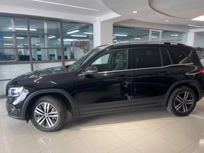 Mercedes-Benz Classe GLB d Automatic 4Matic Business Extra Nero usata Sant'Antonio Abate